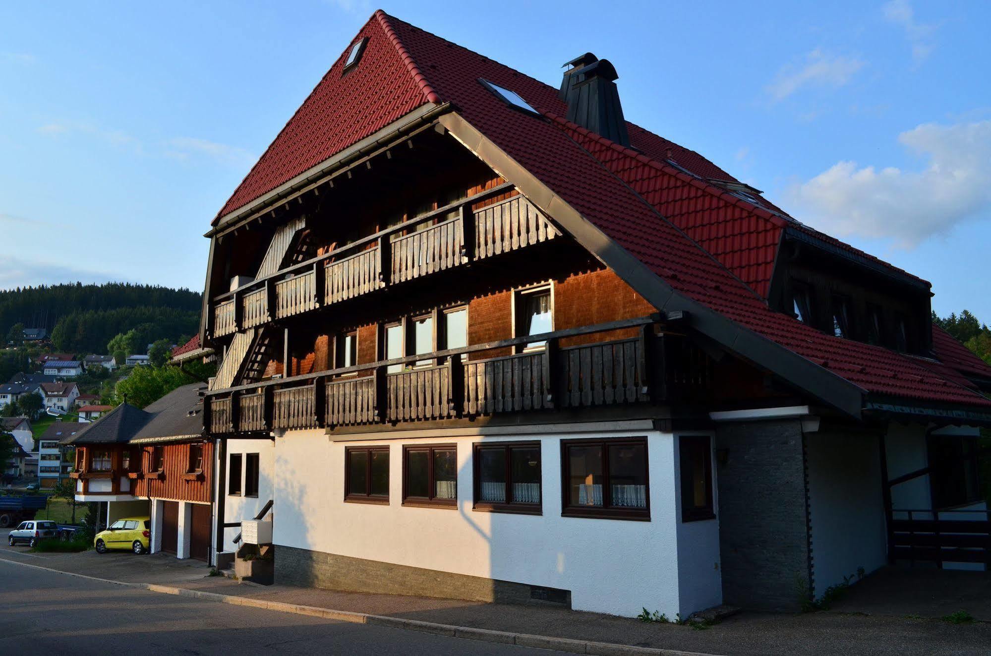 Andreas Apartment Креглинген Екстериор снимка