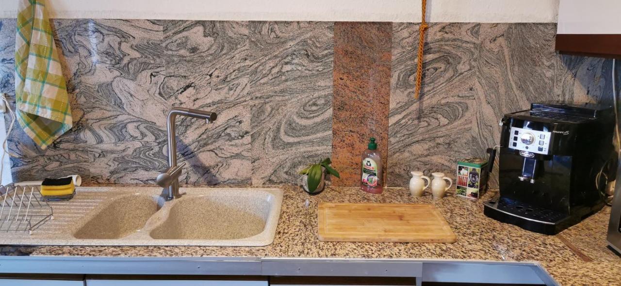 Andreas Apartment Креглинген Екстериор снимка